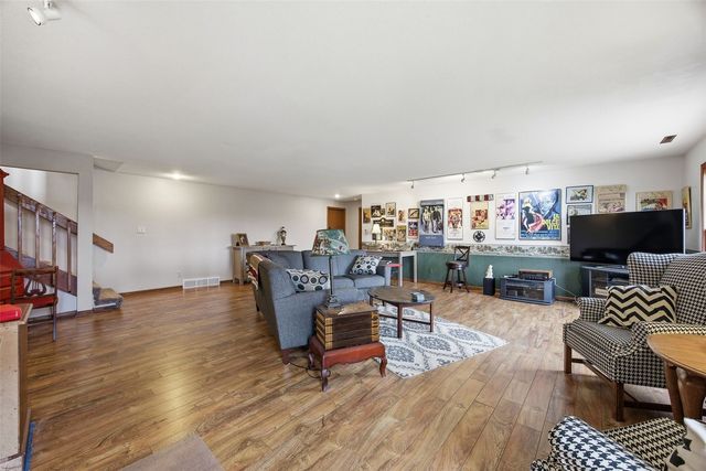 3634 Honey Hill Drive SE, Cedar Rapids, IA 52403