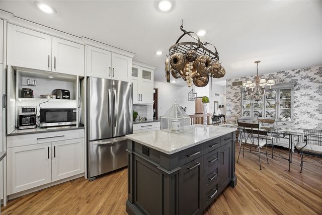 3634 Honey Hill Drive SE, Cedar Rapids, IA 52403