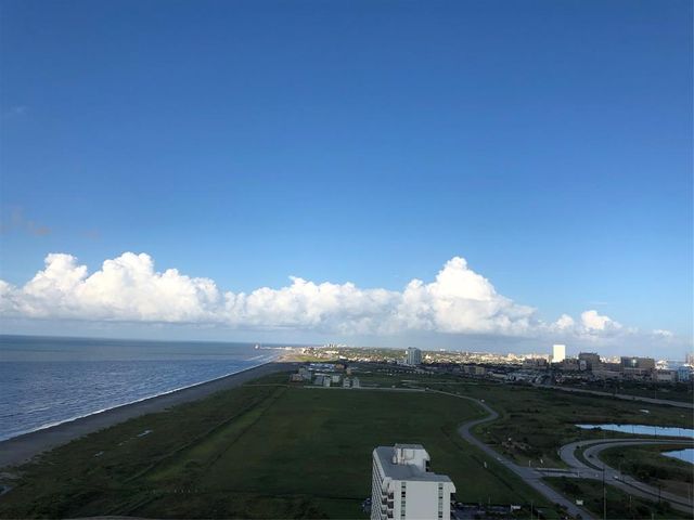 801 E Beach Drive TW2108, Galveston, TX 77550
