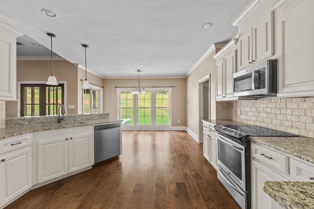 67 Lake Thoreau Rd., Hattiesburg, MS 39402