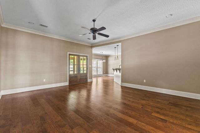 67 Lake Thoreau Rd., Hattiesburg, MS 39402