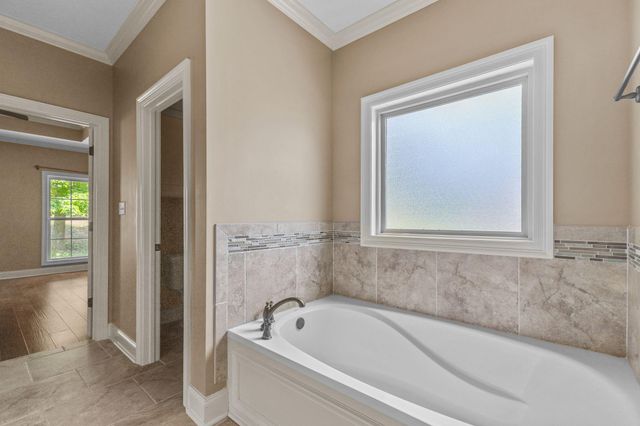 67 Lake Thoreau Rd., Hattiesburg, MS 39402