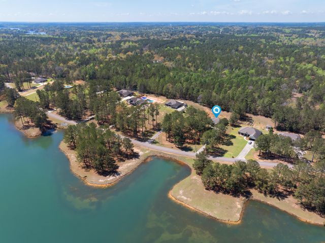 67 Lake Thoreau Rd., Hattiesburg, MS 39402