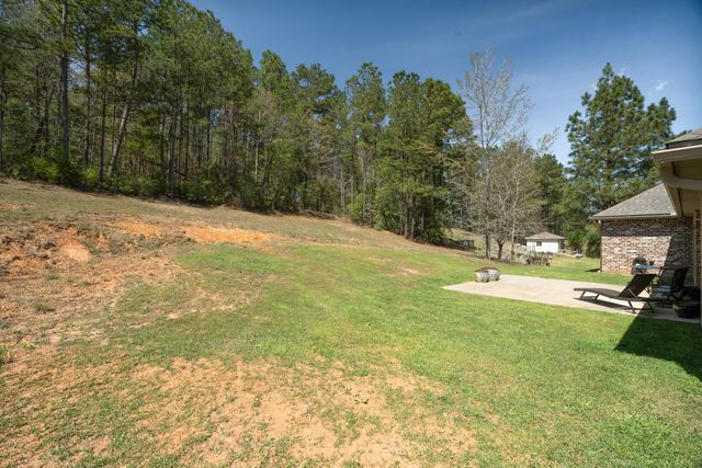 67 Lake Thoreau Rd., Hattiesburg, MS 39402