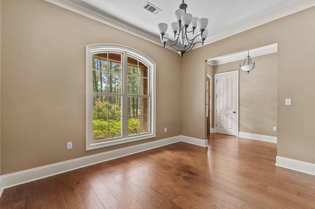 67 Lake Thoreau Rd., Hattiesburg, MS 39402