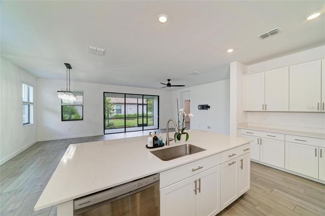15045 SERENE SHORES LOOP, Bradenton, FL 34211