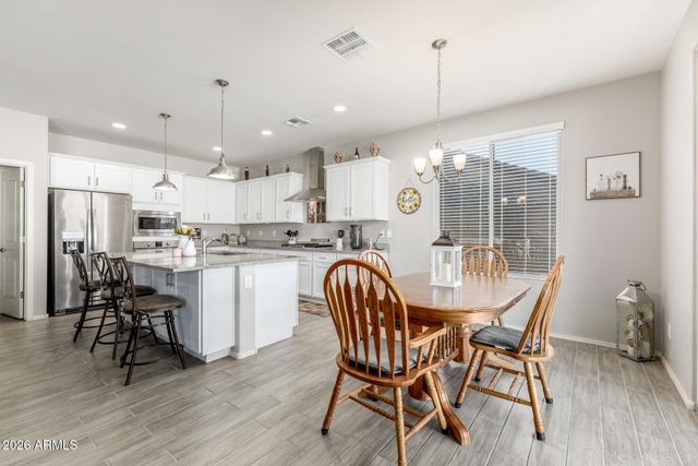 16882 W CIELO GRANDE Avenue, Surprise, AZ 85387