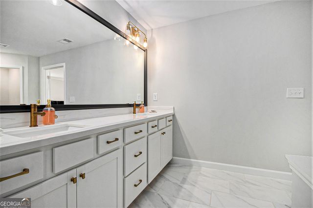 3717 Silvery Way, Powder Springs, GA 30127