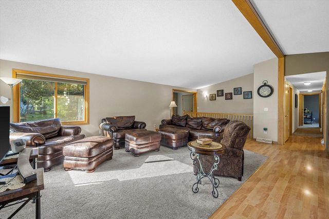 130 S Teri LANE, Hartford, WI 53027