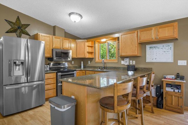 130 S Teri LANE, Hartford, WI 53027