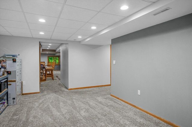 130 S Teri LANE, Hartford, WI 53027