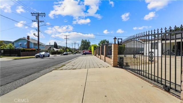 7815 Fenwick, Los Angeles, CA 91040