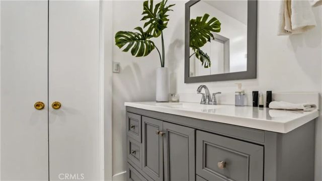 7815 Fenwick, Los Angeles, CA 91040