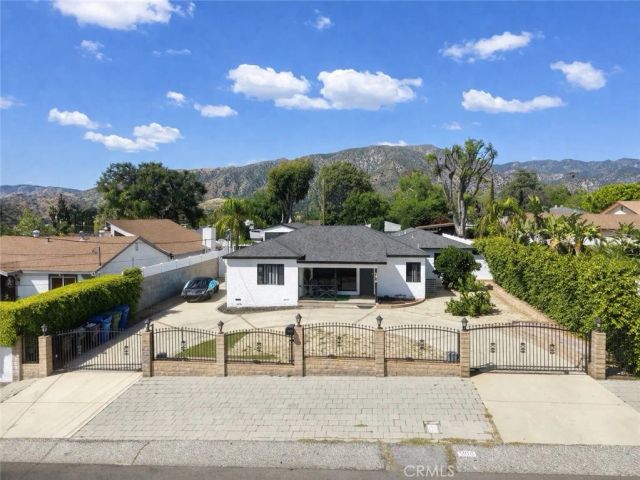 7815 Fenwick, Los Angeles, CA 91040