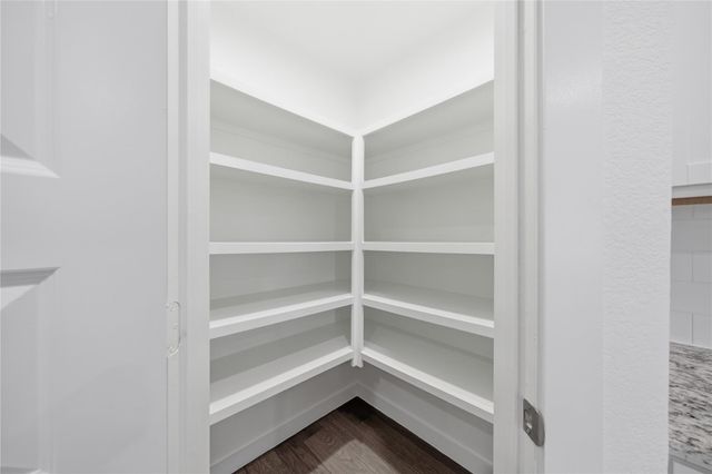 4216 Valley Glen Lane, League City, TX 77573