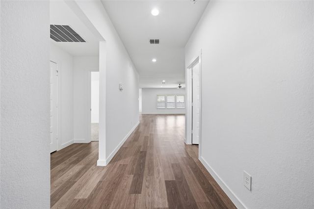 4216 Valley Glen Lane, League City, TX 77573