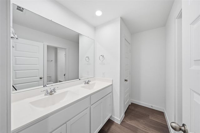 4216 Valley Glen Lane, League City, TX 77573