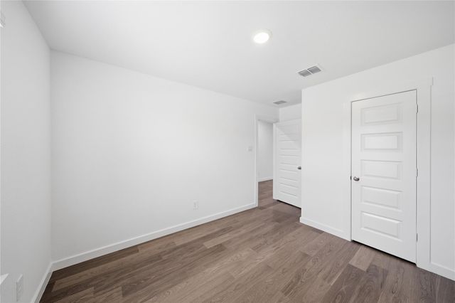 4216 Valley Glen Lane, League City, TX 77573