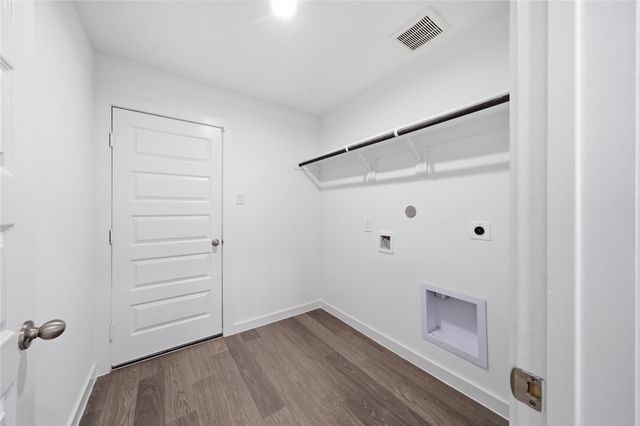 4216 Valley Glen Lane, League City, TX 77573