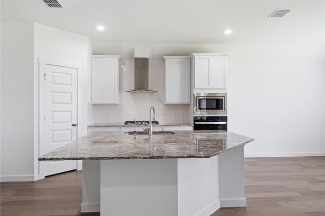 4216 Valley Glen Lane, League City, TX 77573