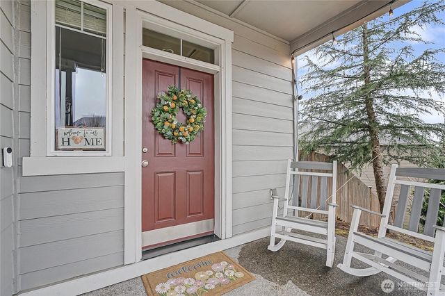 6629 Svea Court NE, Lacey, WA 98516