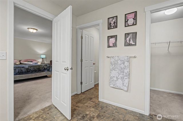 6629 Svea Court NE, Lacey, WA 98516