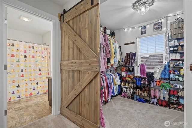 6629 Svea Court NE, Lacey, WA 98516