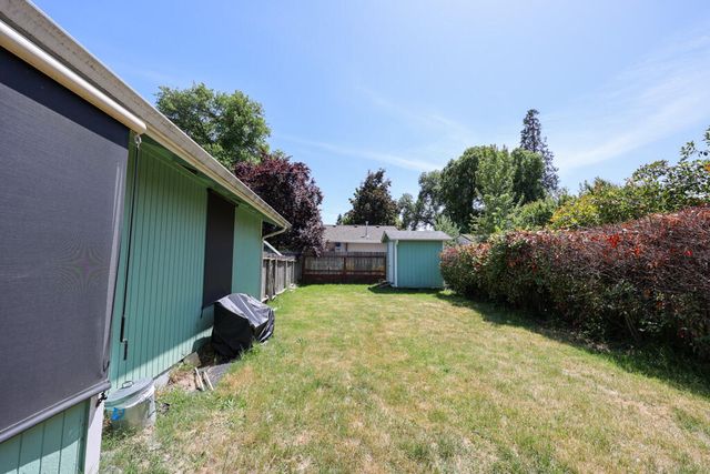960 Schroeder, Grants Pass, OR 97527