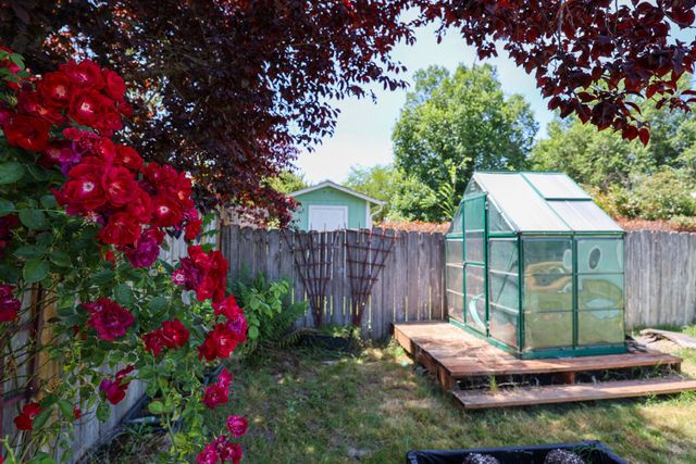 960 Schroeder, Grants Pass, OR 97527