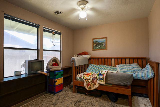 960 Schroeder, Grants Pass, OR 97527