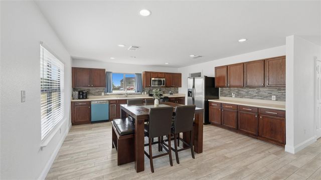 585 Siebert DR, Kyle, TX 78640