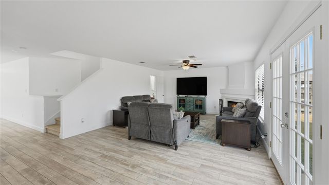 585 Siebert DR, Kyle, TX 78640