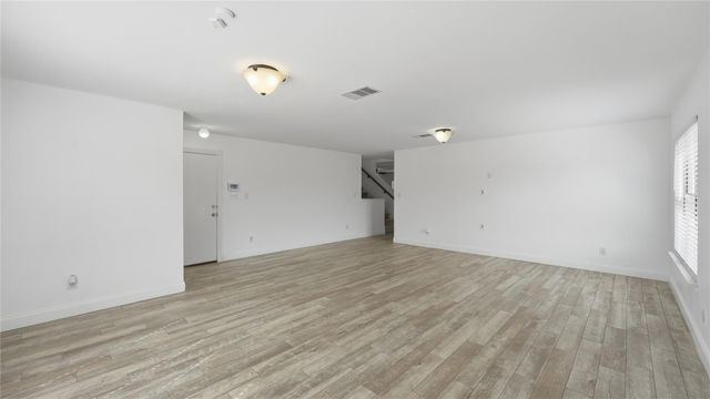 585 Siebert DR, Kyle, TX 78640