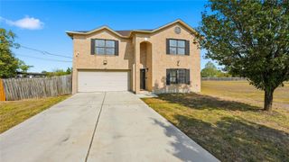 585 Siebert DR, Kyle, TX 78640