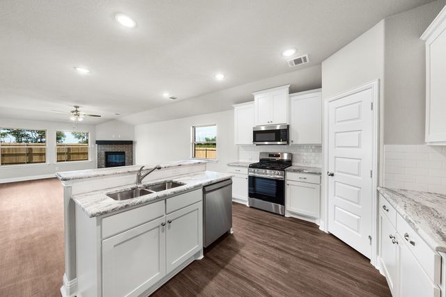 3801 Arrowhead Drive, Caddo Mills, TX 75135