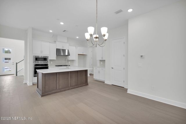 388 SEAMARK Drive, Ponte Vedra, FL 32081