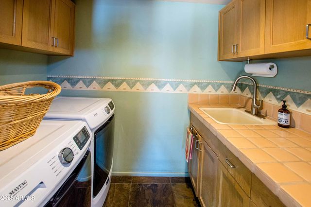 8502 E CAVE CREEK Road 61, Carefree, AZ 85377