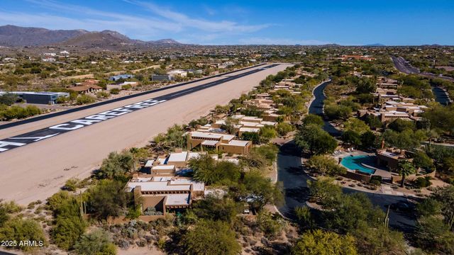 8502 E CAVE CREEK Road 61, Carefree, AZ 85377