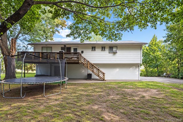 4 Great Oaks Drive, New City, NY 10956