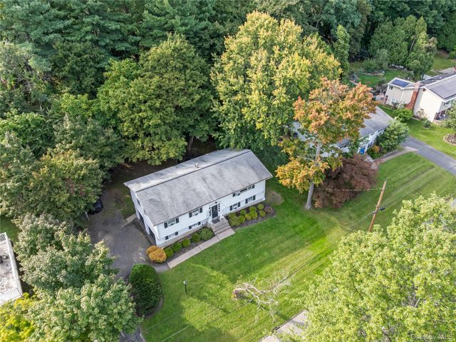 4 Great Oaks Drive, New City, NY 10956