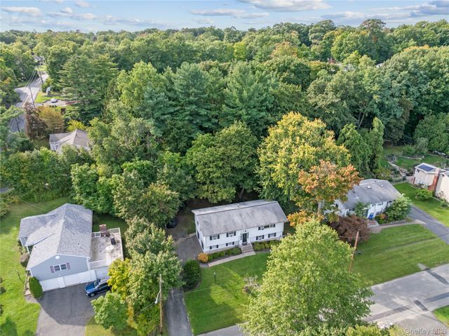 4 Great Oaks Drive, New City, NY 10956