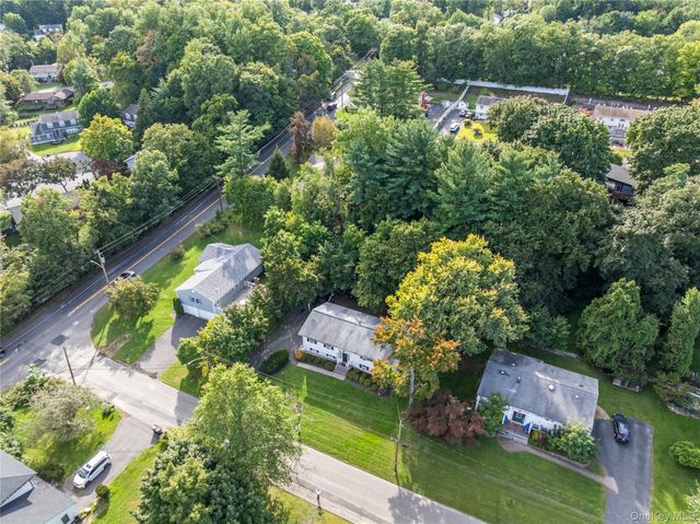 4 Great Oaks Drive, New City, NY 10956