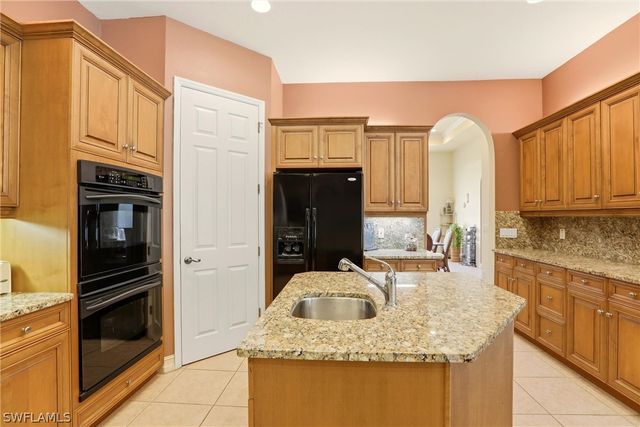 1485 Desoto BLVD N, Naples, FL 34120