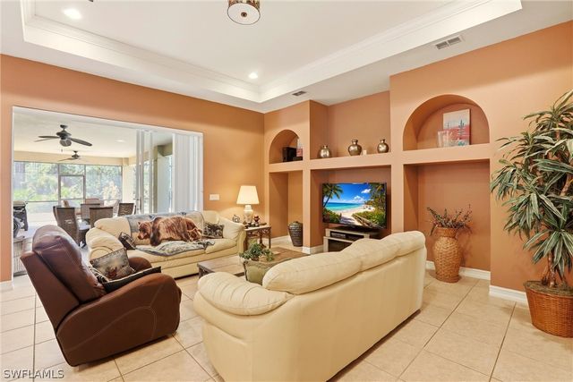 1485 Desoto BLVD N, Naples, FL 34120