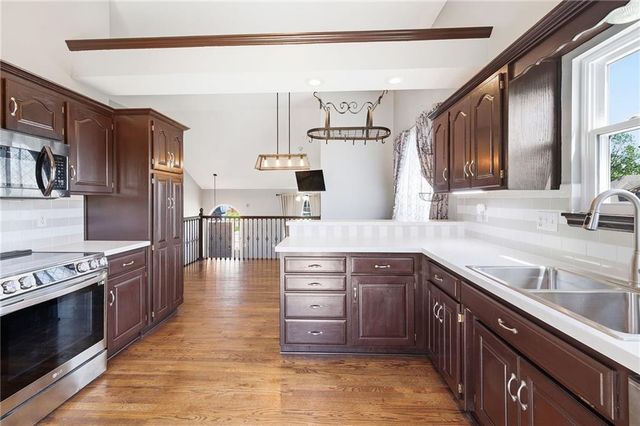 1506 Horseshoe Drive, Raymore, MO 64083