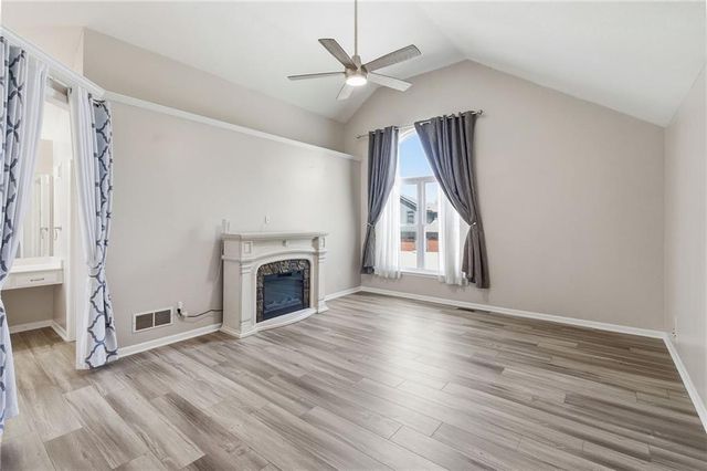 1506 Horseshoe Drive, Raymore, MO 64083