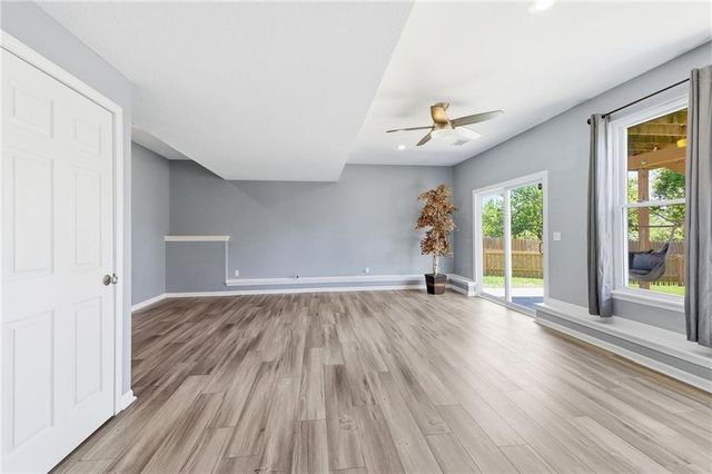 1506 Horseshoe Drive, Raymore, MO 64083