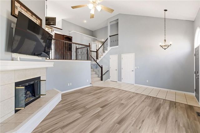 1506 Horseshoe Drive, Raymore, MO 64083