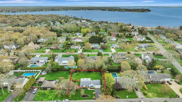 59 Homewood Drive, Hampton Bays, NY 11946