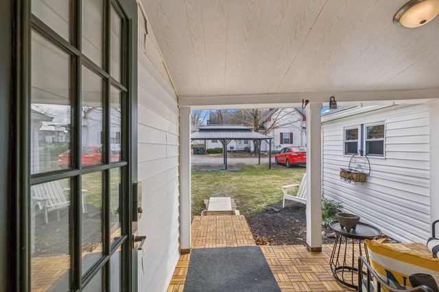 500 5th Ave, E, Springfield, TN 37172